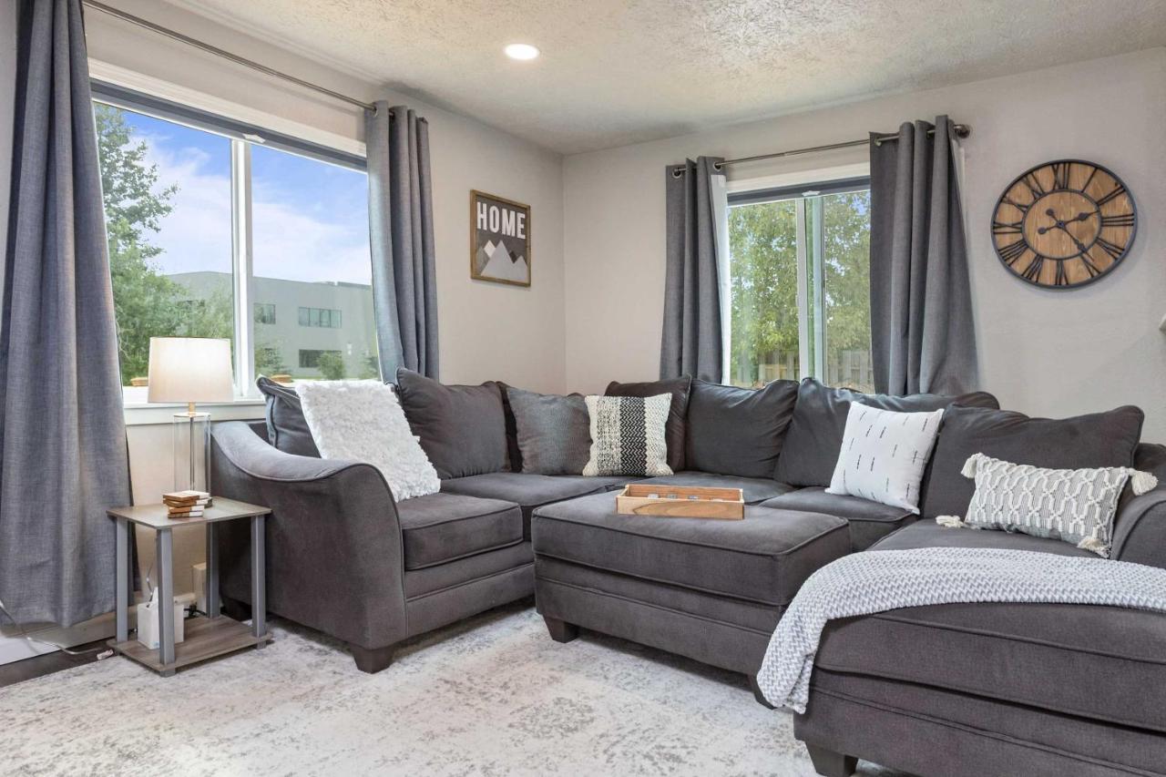 Updated Townhome Near Airport And Shopping! Anchorage Extérieur photo